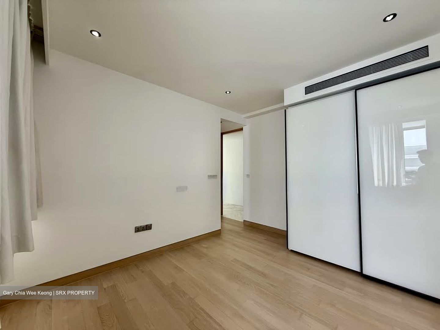 White House Residences (D10), Condominium #569692531